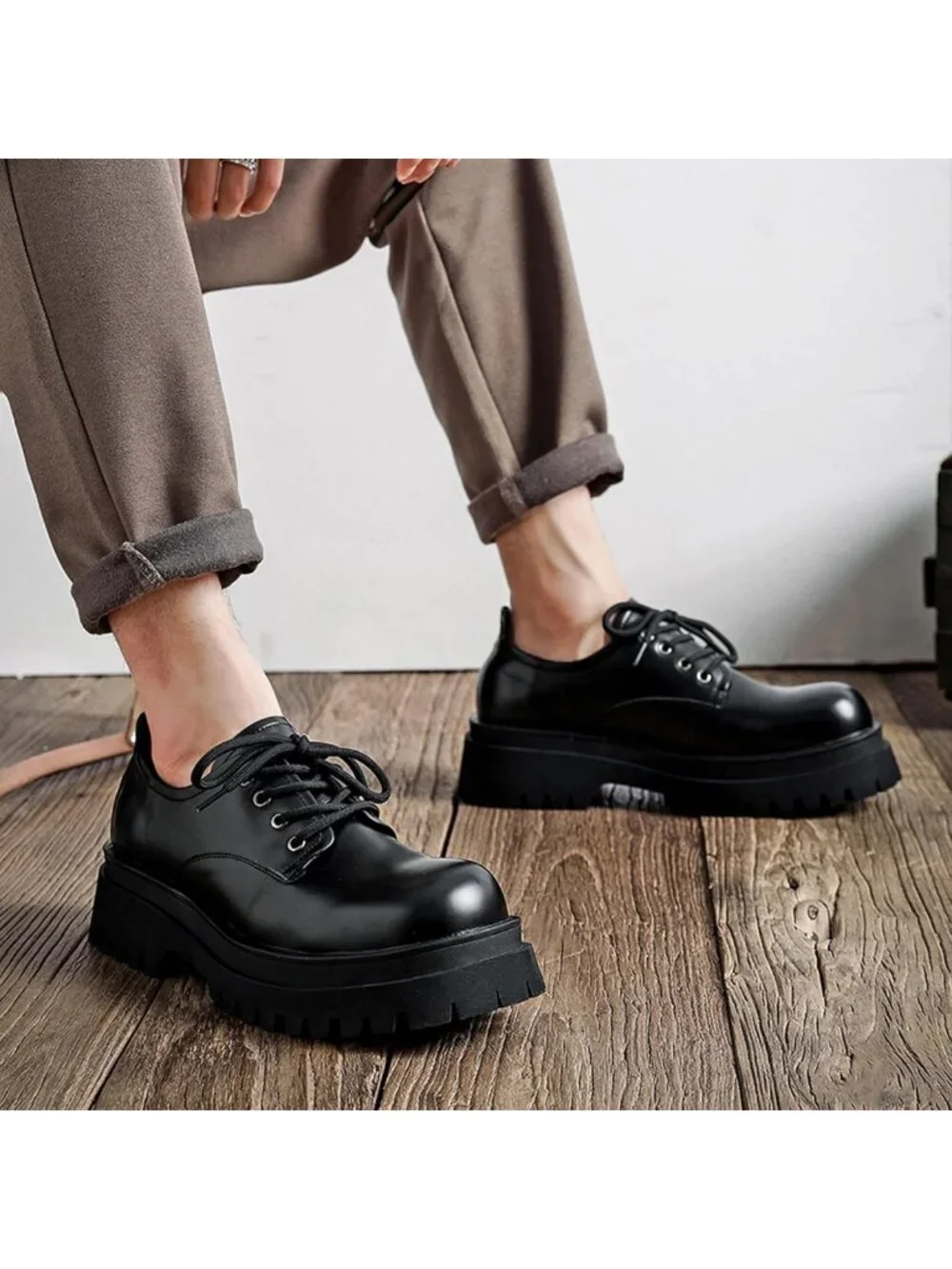 Stylish Men's Leather Oxfords - Chunky Heel, Lace-Up, Non-Slip, Comfortable